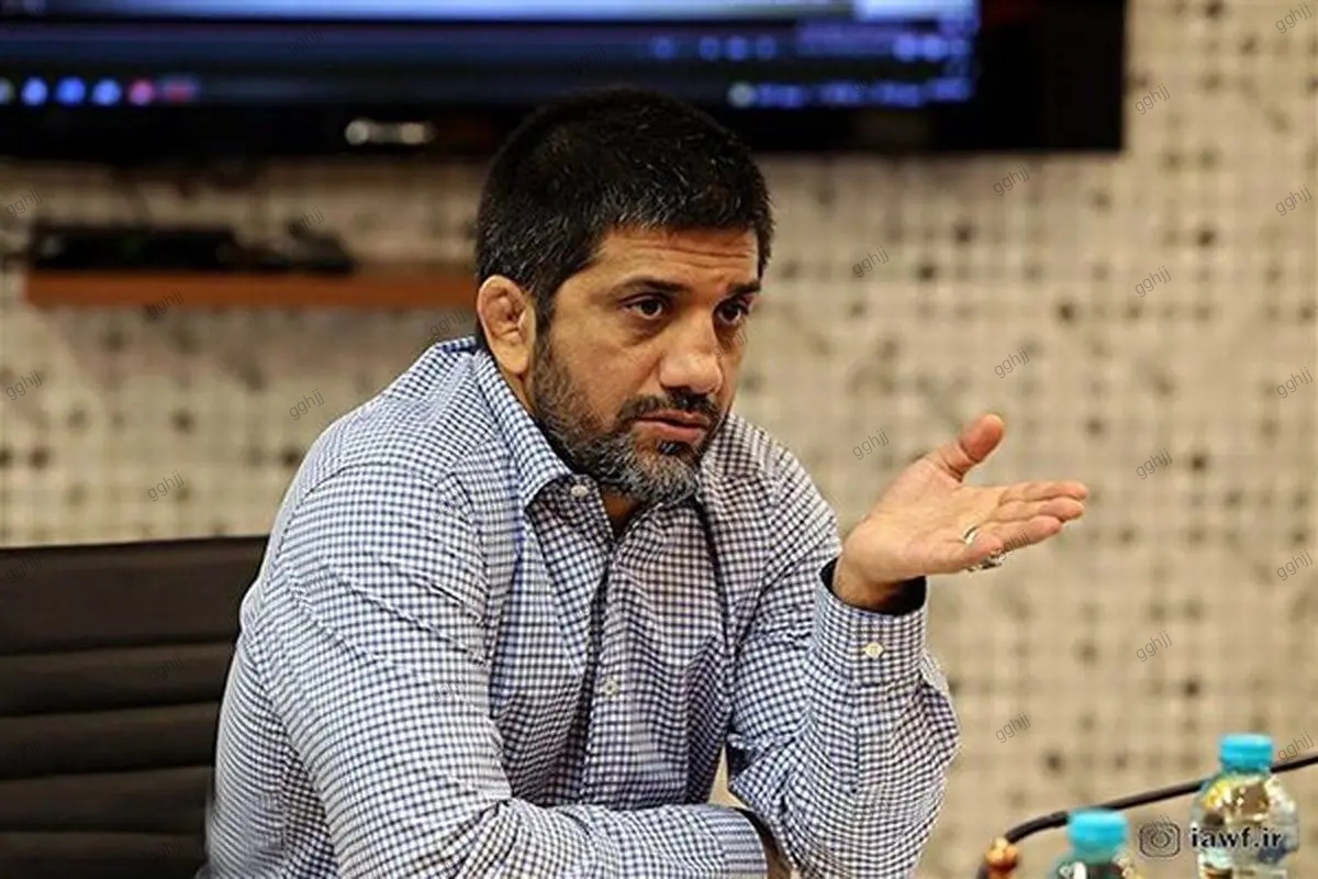 علیرضا دبیر مدیری درجه یک ... 